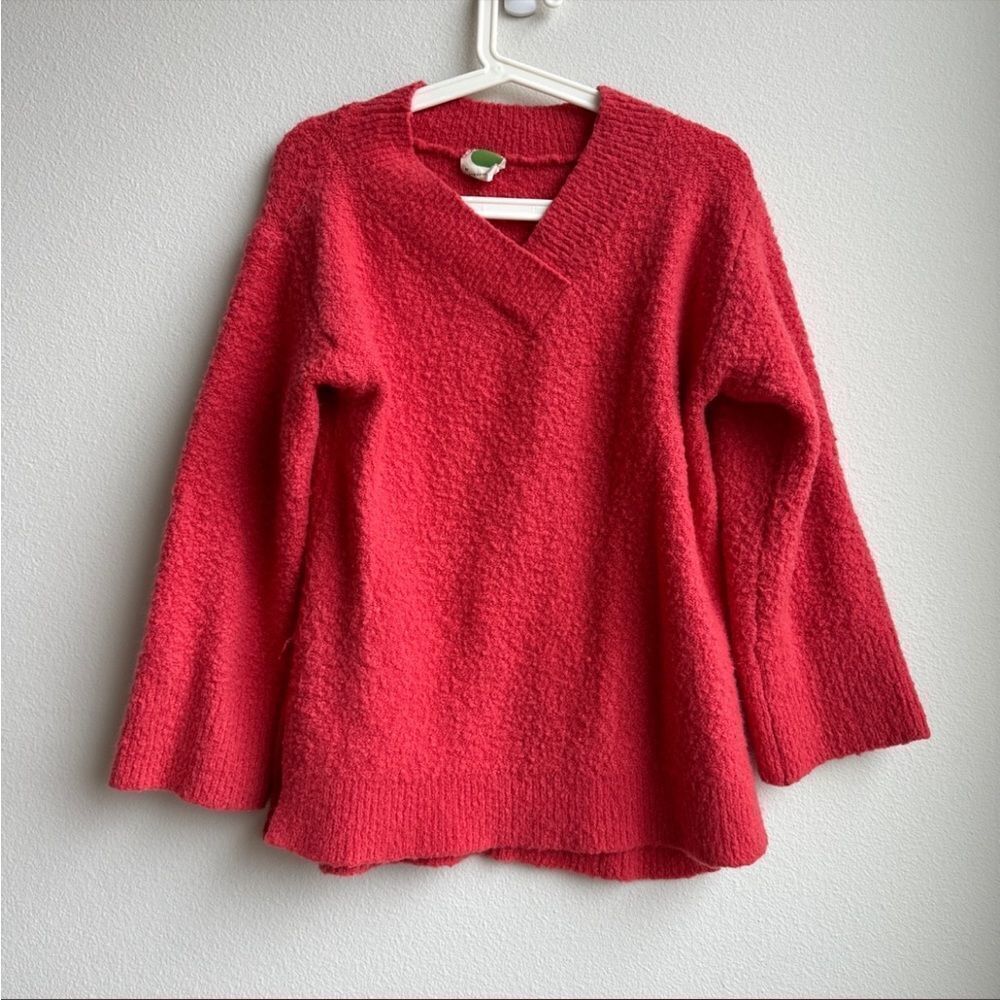 ‎Anthropologie fuzzy sweater small